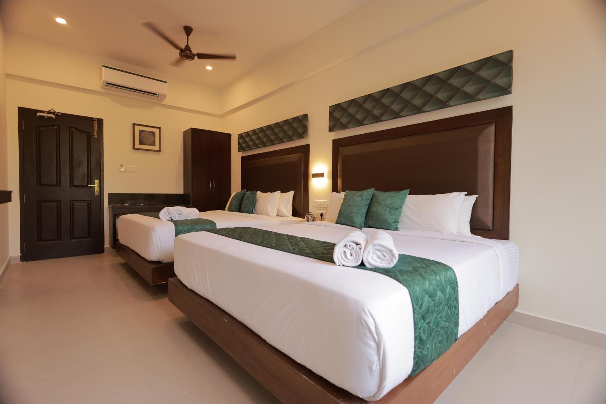 Hotel Aavudai Grand Aralvaimozhi Eksteriør billede